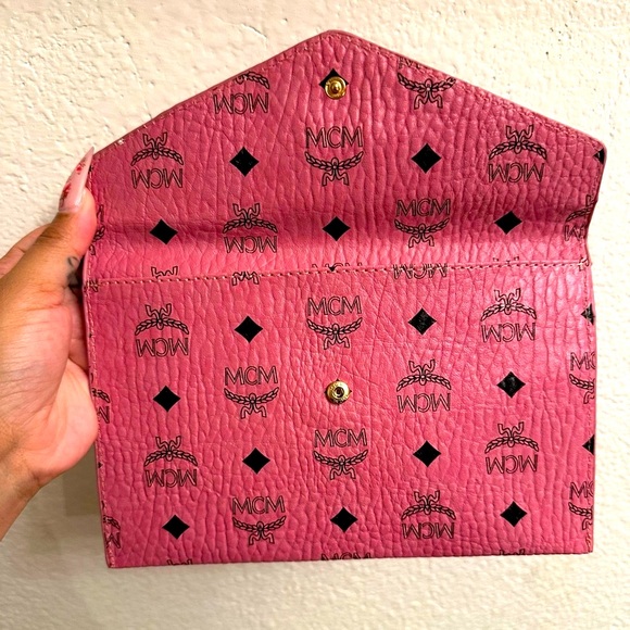 MCM Pink Leather Clutch - Picture 5 of 9